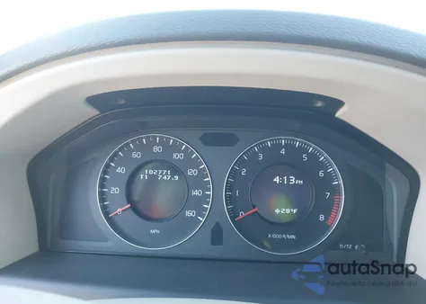 2010 Volvo V70 3.2/3.2 R-Design from USA, damaged, VIN YV1982BW4A1163964